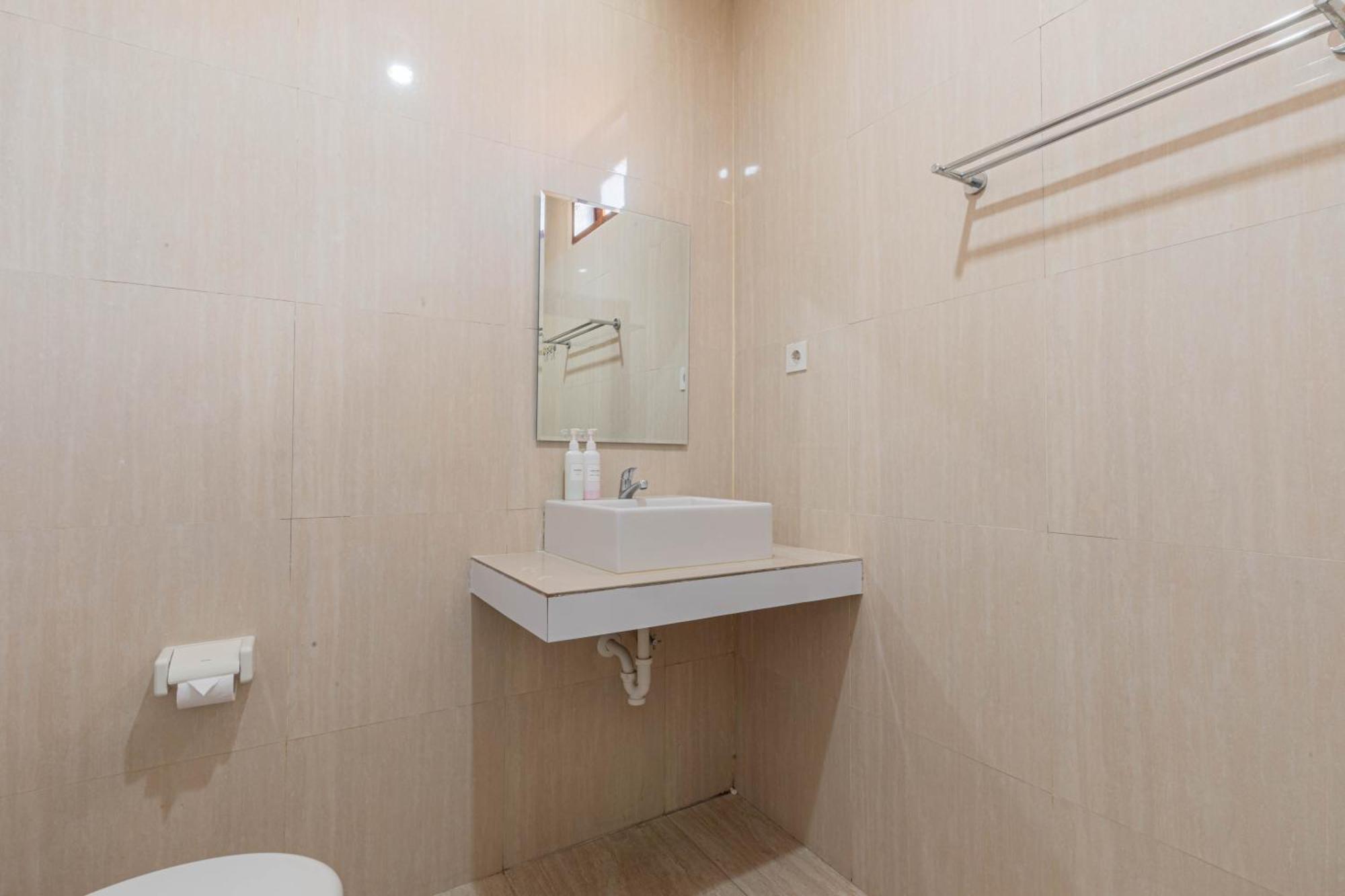 Komala Homestay Canggu Dış mekan fotoğraf